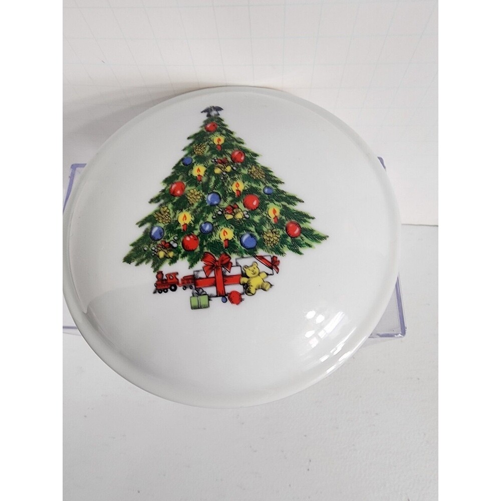Jamestown China Christmas Treasure Round Trinket Box Covered Candy Dish Japan